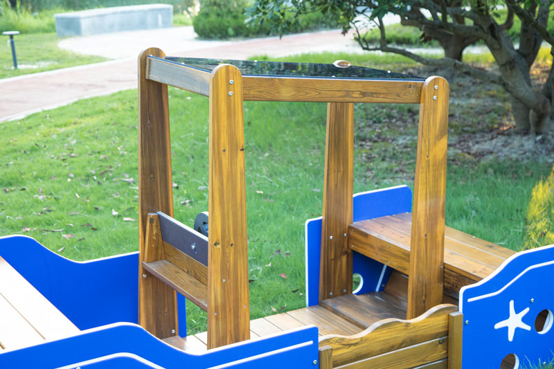 Outdoor Spielhaus Fischerboot